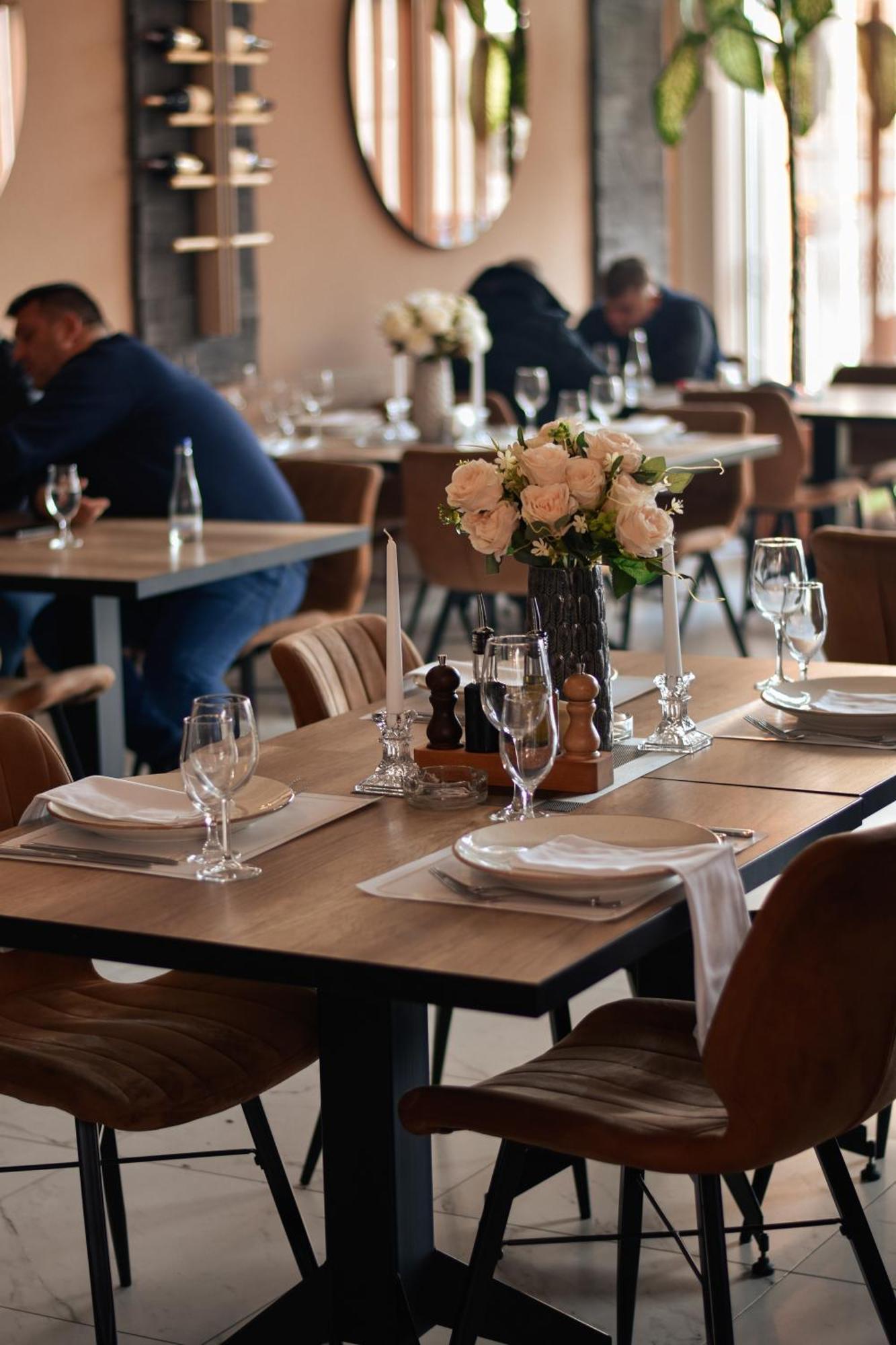 River Inn Stari Banovci ภายนอก รูปภาพ