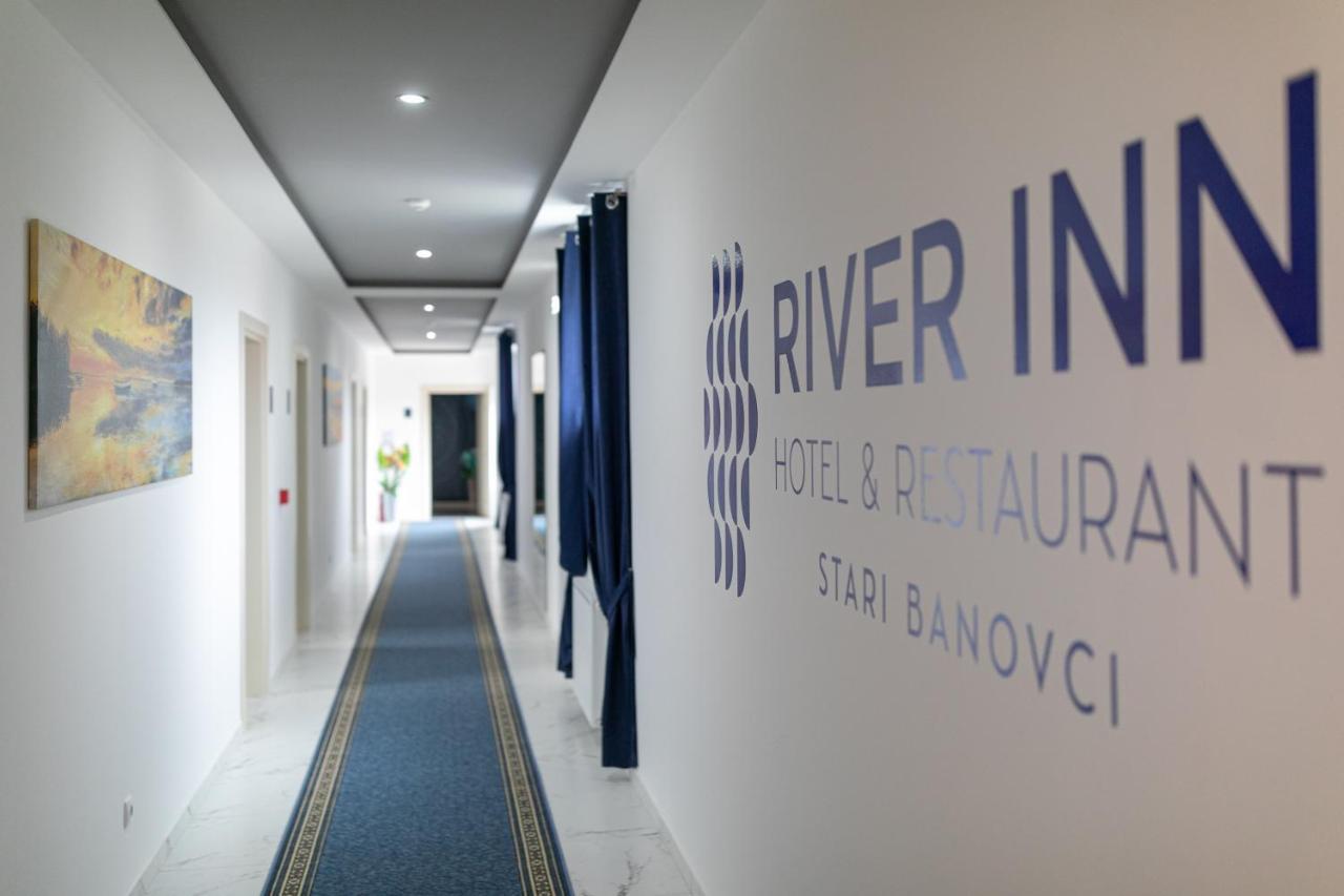 River Inn Stari Banovci ภายนอก รูปภาพ